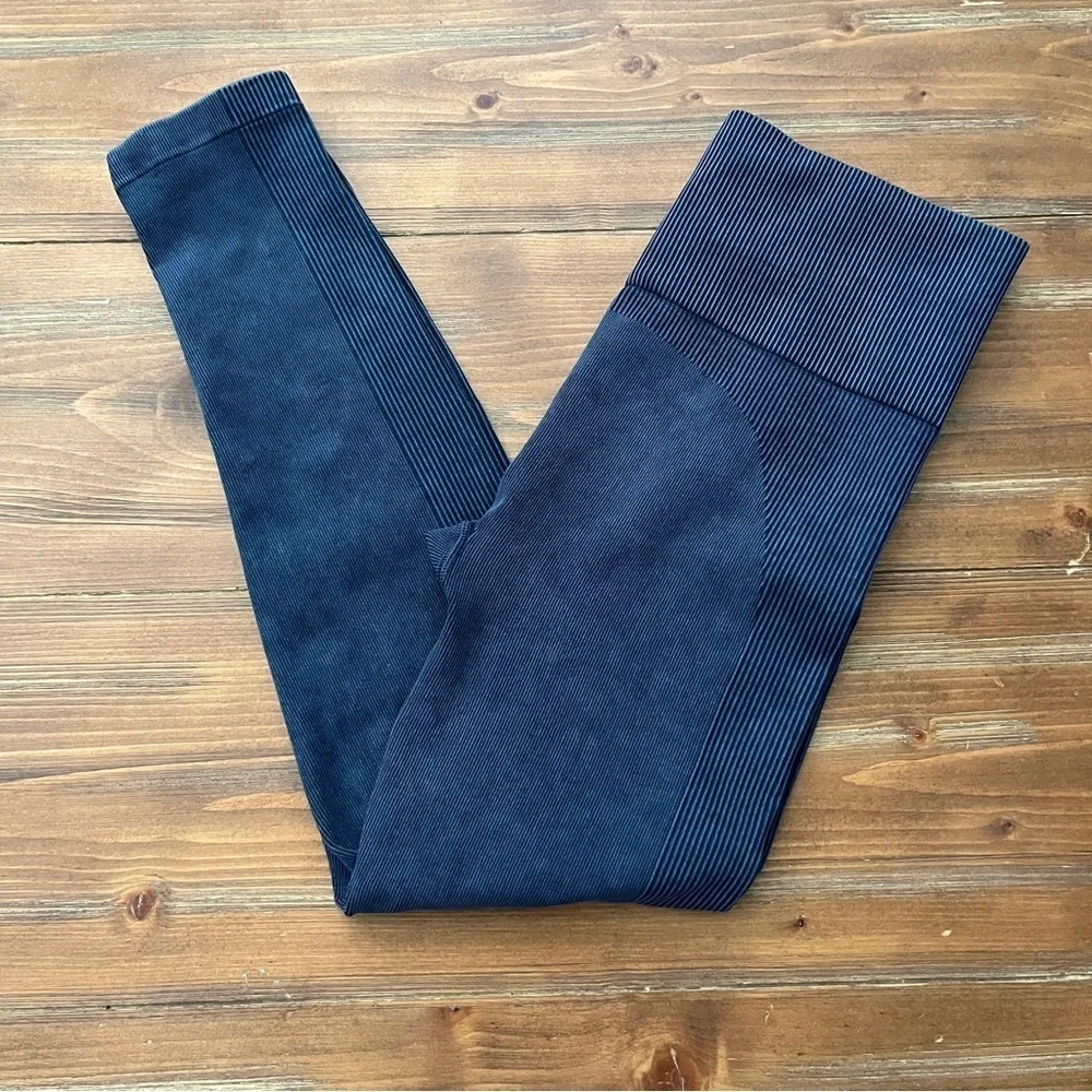 SPANX Navy Blue Seamless Sculpt Ribbed High Waist Leggings. XL